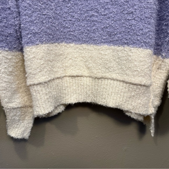 NWT Talulah Oversized Striped Purple Cream Henley Sweater Cozy Size Medium - Picture 5 of 7